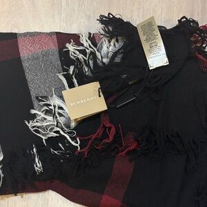 Burberry Black and Burgundy New Checkered Scarf